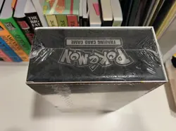 Pokemon TCG: Celebrations Ultra-Premium Collection Box (2021) 820650829147 - Image 4