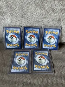 Pikachu 35/108 | XY - Evolutions | REVERSE HOLO | Pokemon LOT - Image 2