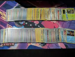 Pokemon - Lot C 200 Holo And Reverse Holo Bulk Lot Modern Eras - Image 1