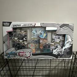 Pokemon TCG Unova Heavy Hitters Premium Collection Box Zekrom Reshiram Kyurem - Image 1