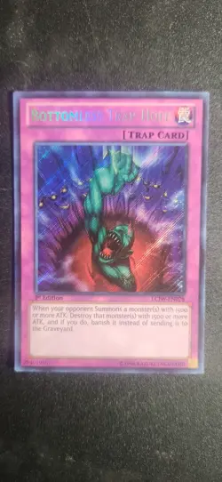 1st edition Bottomless Trap Hole LCJW-EN078 Yugioh - Image 1