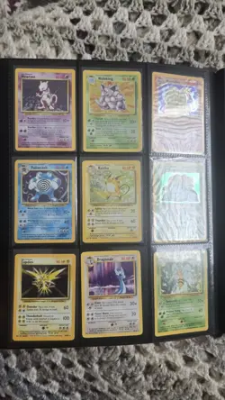 Complete Pokemon Card Base Set 102/102 WOTC 1999 Charizard, Blastoise, Venusaur - Image 2