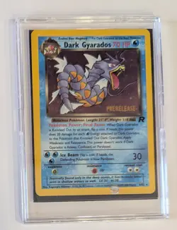 Vintage Dark Gyarados Holo Team Rocket 8/82 Prerelease Pokemon Card 2000 - Image 1