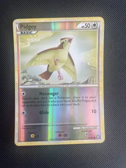 Pokemon Card Pidgey Triumphant Reverse Holo 71/102 LP/NM - Image 1