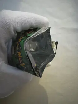 Pokemon 1999 Jungle Booster EMPTY No Cards Wizards of the Coast opened from top - Image 5