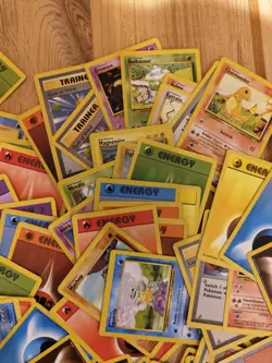 71x Base Set Pokemon Cards - 1999 Vintage WOTC - Rare Cards! /102 Random Mix - Image 3