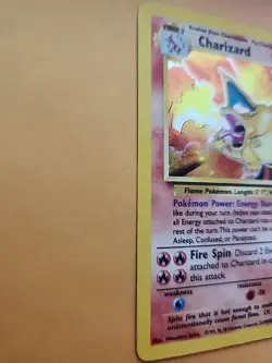 Pokemon TCG Charizard 4/102 Holo Card 1999-2000 Base Set 2 MP - Image 2