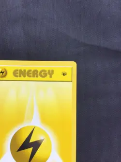 Pokemon Cards: Base Set 1st Edition Common: Lightning Energy 100/102 - Image 3