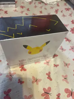 Pokemon TCG: 25th Anniversary Celebrations Elite Trainer Box (2021) - Image 2