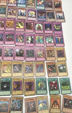 Blue-Eyes White Dragon Yu-Gi-Oh! Card Lot Vintage Early 2000s + Keychain - Image 4
