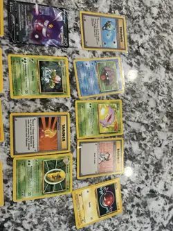 Pokemon TCG Base Set 13 Card Lot 1999 Slowpoke Kingler Ivysaur Machop Voltorb - Image 3