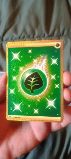 Pokemon TCG Grass Leaf Energy Fusion Strike Gold Secret Rare Card 283/264 - Image 1
