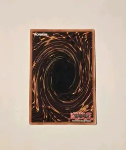 Yugioh Dark Magician LOB-EN005 Ultra Rare Vintage MP - Image 2