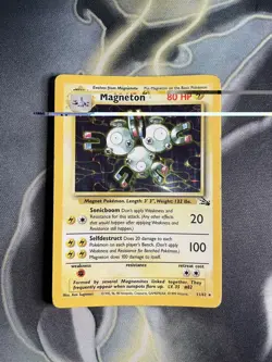 Magneton 11/62 Holo Fossil Pokemon Card WOTC Vintage - Image 1