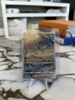 Pokemon TCG Glaceon VSTAR Galarian Gallery Crown Zenith Card GG40/GG70 - Image 1
