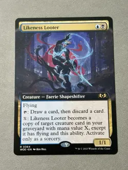Likeness Looter (Extended Art) Wilds of Eldraine Regular NM - Image 1