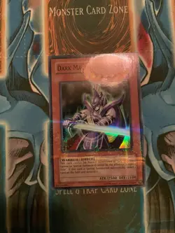 Yu-Gi-Oh! Dark Magician Knight ROD-EN001 - Super Parallel Rare Unlimited Ed NM - Image 1