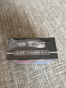 Pokemon Sword & Shield Evolving Skies Elite Trainer Box Booster Sylveon - Image 5