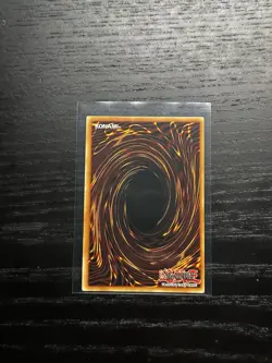 Yugioh Dark Magician Spanish (Mago Oscuro) LDD-S005 1st Edition Ultra Rare Card - Image 2