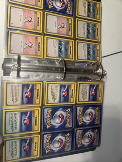 Pokemon Binder VINTAGE trainers All LP To NM Comes With Binder & Over 400 Cards - Image 3