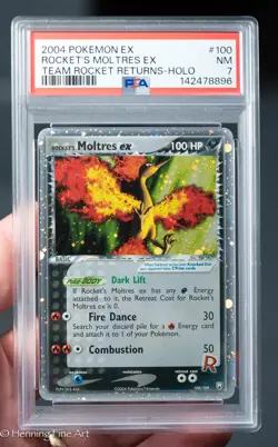 2004 POKEMON EX TEAM ROCKET RETURNS #100 ROCKET'S Moltres EX-HOLO PSA 7 - Image 1