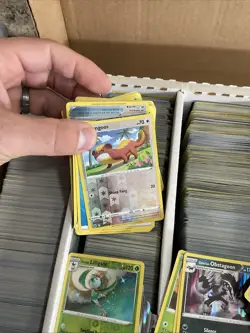 Huge Collection Bulk Lot of 1000 Pokemon Cards No Energies! Holo, Rare, Promos - Image 4