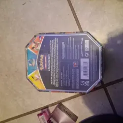 Pokemon TCG Vaporeon V Tin |BRAND NEW FACTORY SEALED Pokemon Eevee Evolutions - Image 3