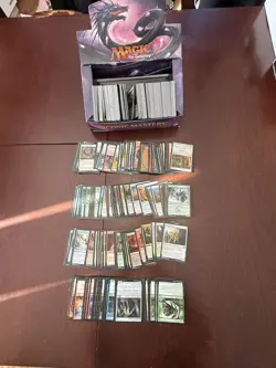 HUGE LOT OF MAGIC THE GATHERING 13+ POUNDS TRADING CARDS INCLUDES DICE - Image 4