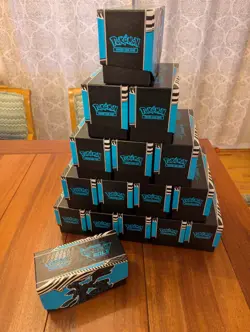 Pokemon Black Bolt Empty Elite Trainer Box Lot Of 16 ETB's No Packs - Image 1