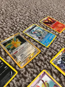 Pokemon Cards Lot - Holographic, EX, 2005 - Image 3