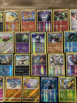 (30) Pokemon Cards Lot WOTC Vtg Holo STAMPED REVERSE Moltres Tyranitar Landorus - Image 3
