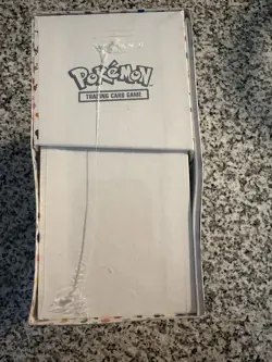 Pokemon TCG Scarlet & Violet 151 Elite Trainer Box. Small Tear. Read Description - Image 4