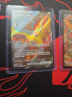 Pokemon TCG Team Rockets Moltres EX Stamp Holo - Image 2