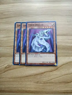 Yu-Gi-Oh! - Cyber Dragon 3X - Complete Playset - Image 1