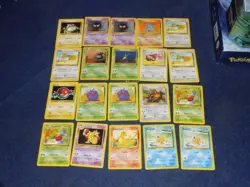 Pokemon mostly VINTAGE Collection 250 cards with reverse Holos + 1st edition - Image 5