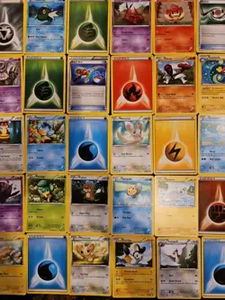 2011 POKEMON CARDS, 180 LOT, Variety - Image 5
