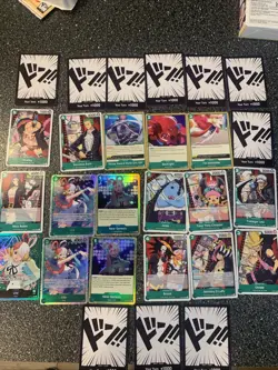 Lot of 27 one piece cards - Image 1