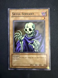 Konami Yu-Gi-Oh! Skull Servant LOB-004 1st Edition Zombie Card ATK/300 DEF/200 - Image 1