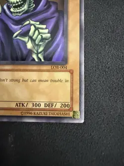 Konami Yu-Gi-Oh! Skull Servant LOB-004 1st Edition Zombie Card ATK/300 DEF/200 - Image 5
