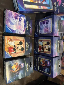 Disney Lorcana First Chapter Gift Set, Deck Boxes, Sleeves, Playmats etc. 4050368981837 - Image 2