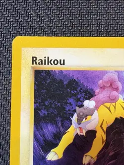 Pokemon TCG Raikou Neo Revelation Card 22/64 Unlimited Rare, Vintage WOTC LP - Image 2