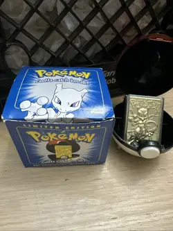 Vintage 1999 Burger King Mewtwo Pokemon 23K Gold Plated Card and Pokeball - Image 1