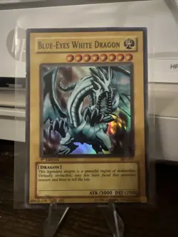 Blue-Eyes White Dragon SKE-001 Holo Rare 1st Edition LP-MP Yugioh - Image 1