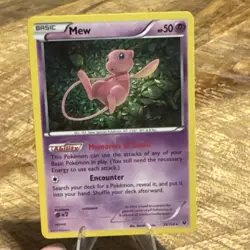 Pokemon - Mew #29/124 - XY - Fates Collide Holo - Image 1
