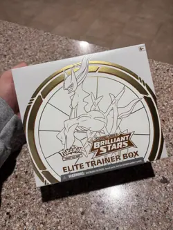 Pokemon TCG Sword & Shield Brilliant Stars Elite Trainer Box - 8 Packs (85012) 820650850127 - Image 1