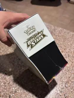 Pokemon TCG Sword & Shield Brilliant Stars Elite Trainer Box - 8 Packs (85012) 820650850127 - Image 2