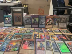 yugioh binder collection lot Dark Magician,dark Magician Girl, Blue Eyes Dragon - Image 4