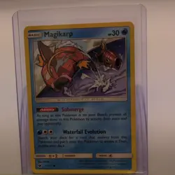 Pokemon Magikarp SM-Crimson Invasion 17/111 Regular Common 30 HP English - Image 1