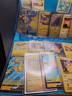 Pokemon 21 Pikachu card LOT - no dupes - Image 4