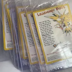 Pokemon Legendary Birds Moltres, Articuno, Zapdos Random Sealed promo card 2000 - Image 1